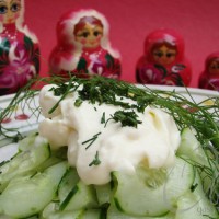 Salada de Pepino e Creme de Leite azedo