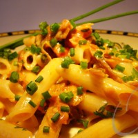 Penne com molho cremoso
