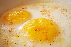 Ovos no prato – Oeufs sur le plat