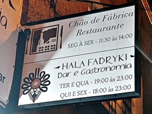 Hala Fabryky Bar e Gastronomia